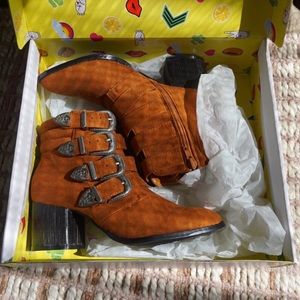 Western ankle Boots